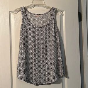 Ann Taylor Loft Sleeveless Top  Size Medium  EUC  Great for the Office or Jeans